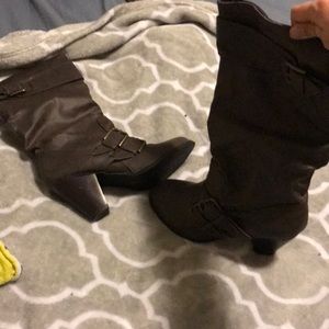 Heeled boots